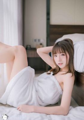 地铁蓝衣女_1080在线观看视频