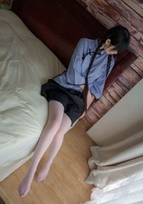 欧美社区在线_DVD在线观看完整版