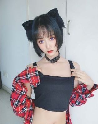 校园伸入裙底揉捏1v1h_DVD影视在线观看